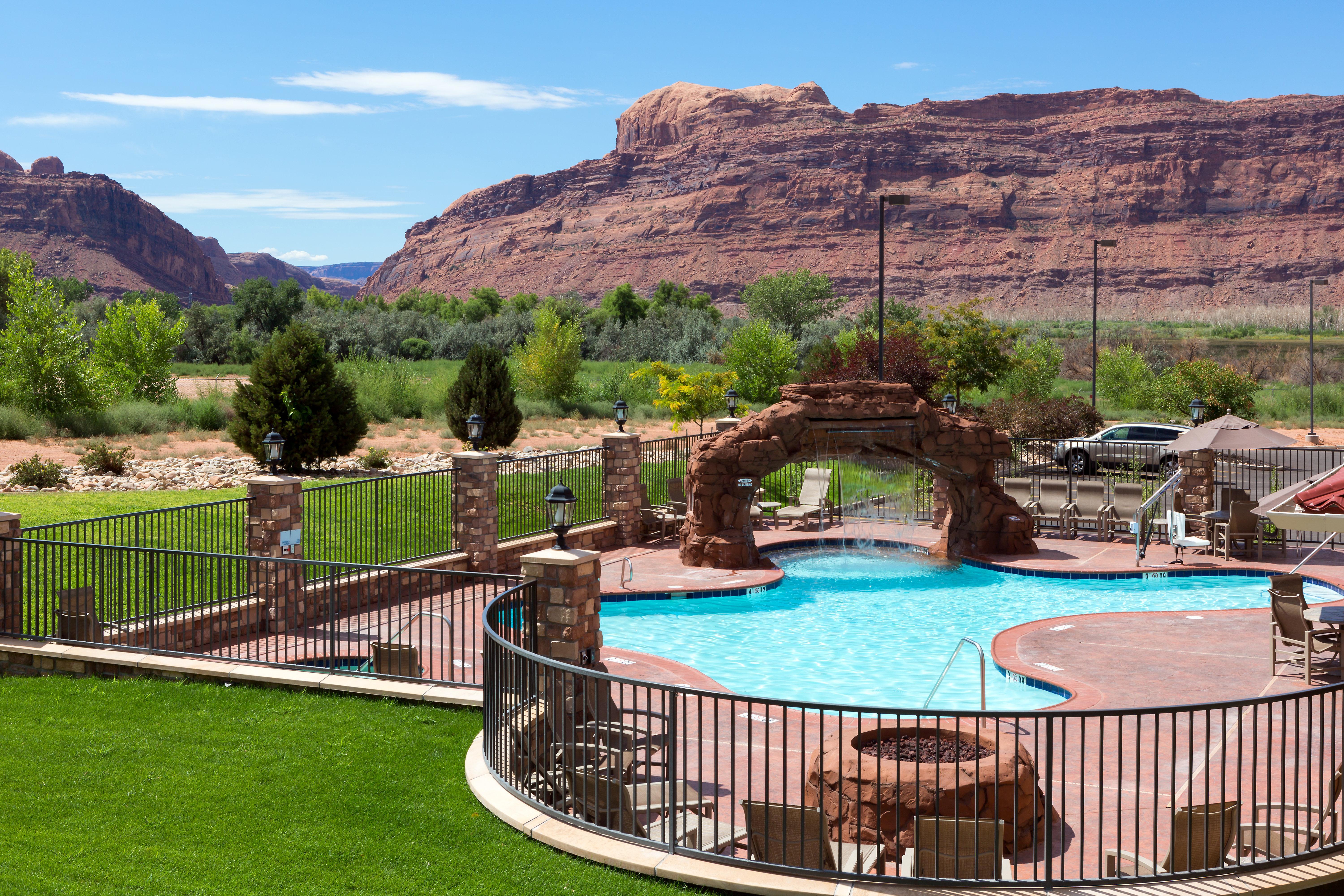 Holiday Inn Express Hotel & Suites Moab By Ihg Dış mekan fotoğraf