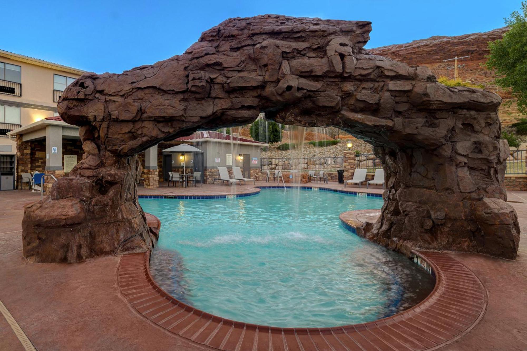 Holiday Inn Express Hotel & Suites Moab By Ihg Dış mekan fotoğraf