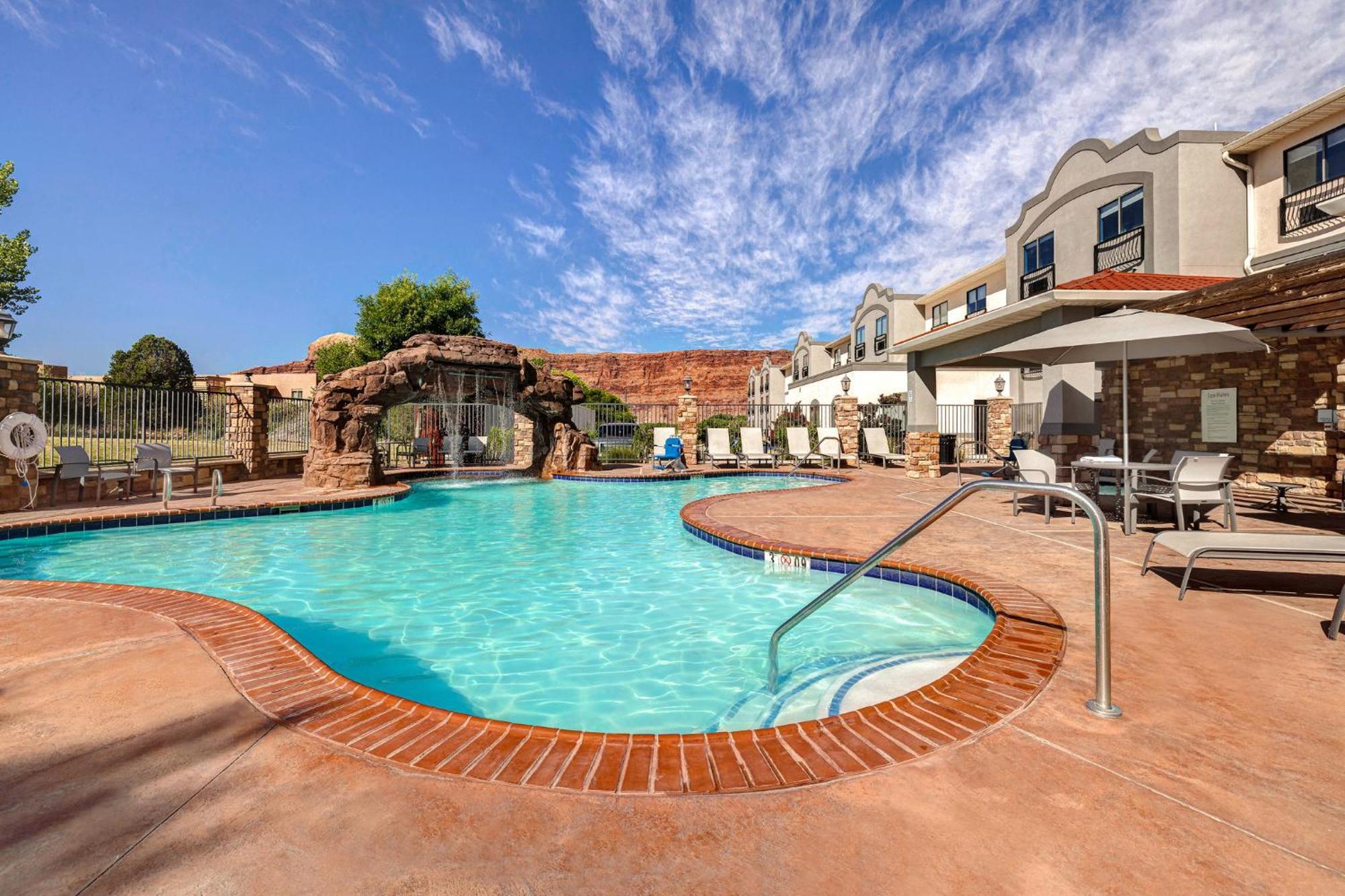 Holiday Inn Express Hotel & Suites Moab By Ihg Dış mekan fotoğraf